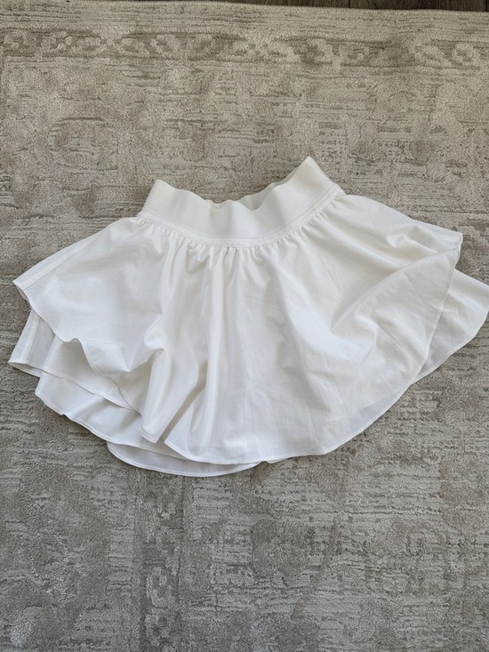lululemon athletica Dresses & Skirts - lululemon athletica White Tennis Mini Skort